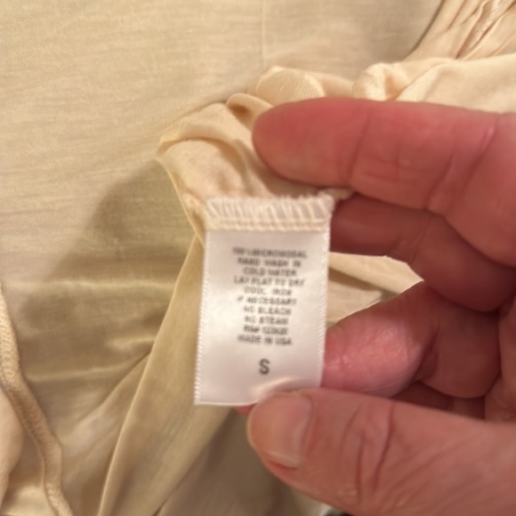 Lamade Midi Length Lightweight Sweater - Picture 6 of 8